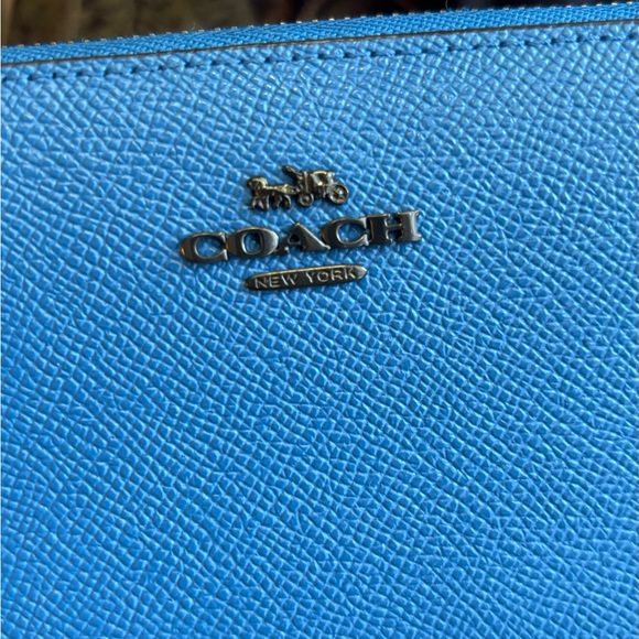 Authentic COACH 1941 crossgrain leather zip around phone card wallet - Picture 12 of 13